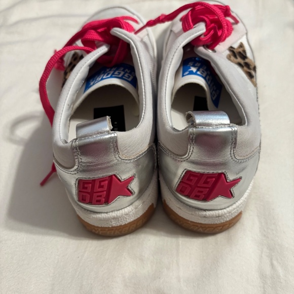 Like New Authentic Golden Goose “Yeah” Sneakers - size 37 - Picture 5 of 6